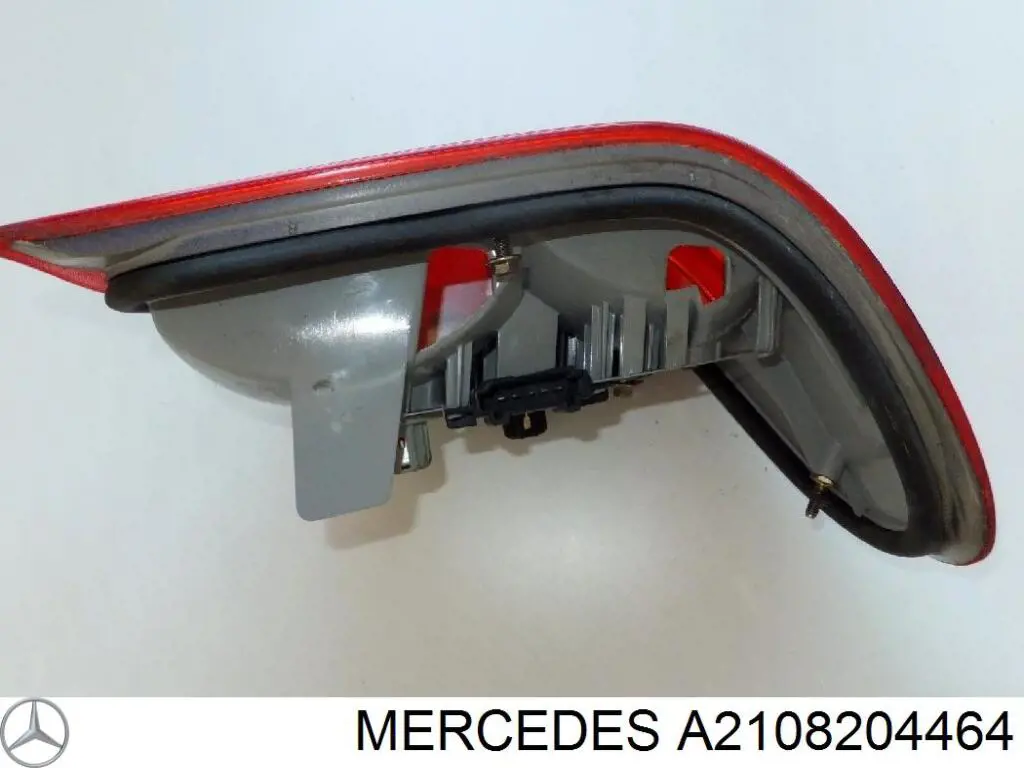 A2108204464 Mercedes Задній правий зовнішній ліхтар