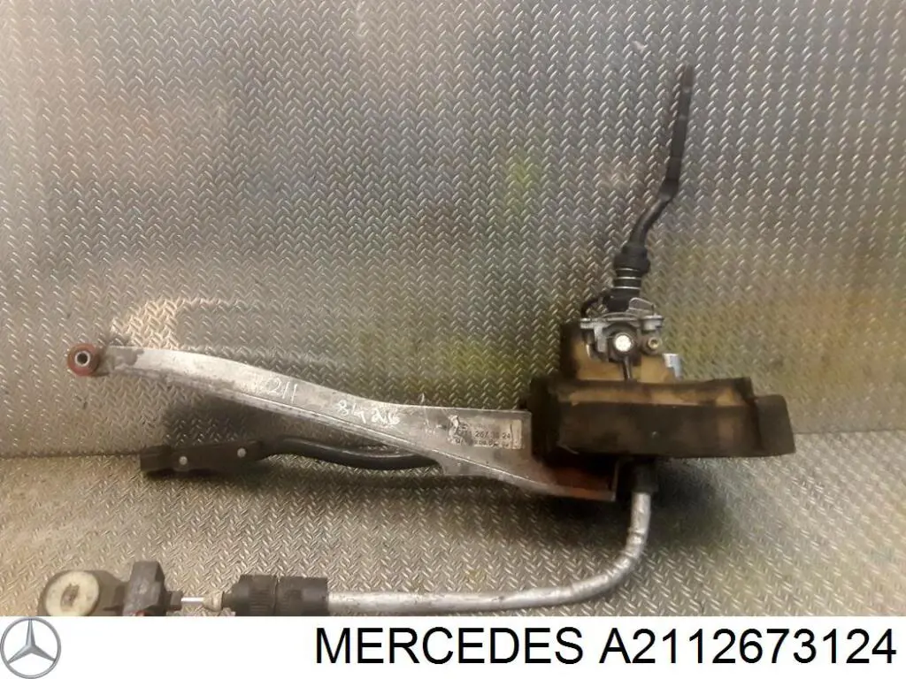 Купити A2112673124 Mercedes 