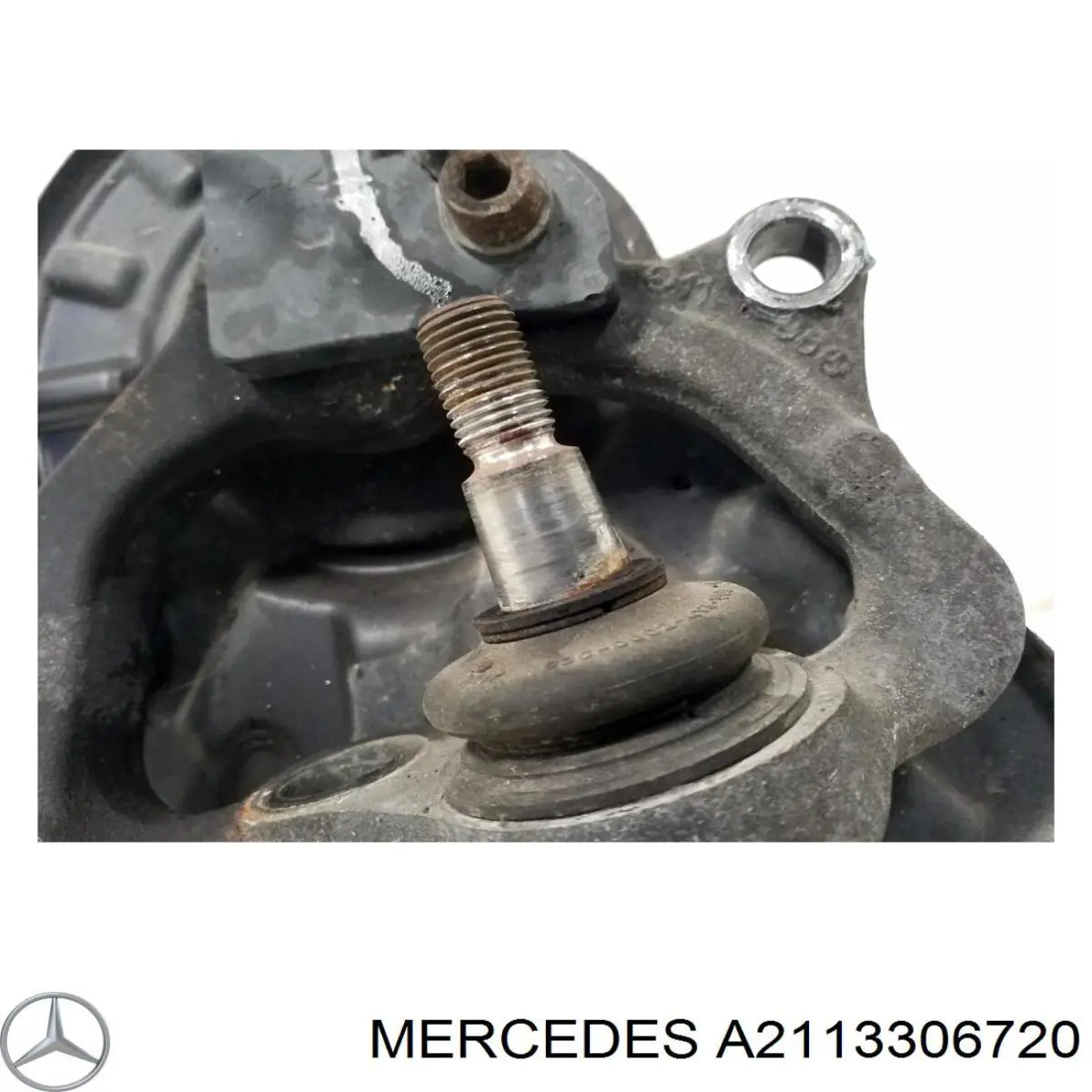 Цапфа - поворотний кулак передній, правий Mercedes A2113306720 ціна, від 354.67 USD