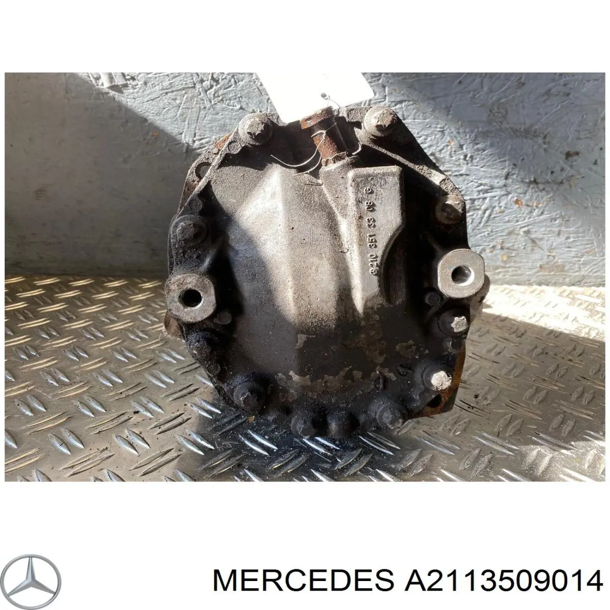A2113509014 Mercedes Задній редуктор