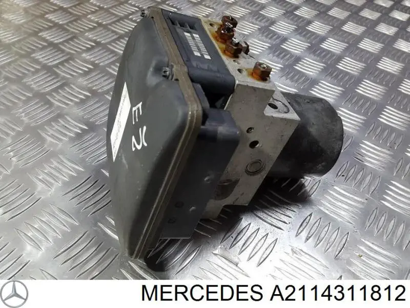 Блок АБС A2114311812 Mercedes
