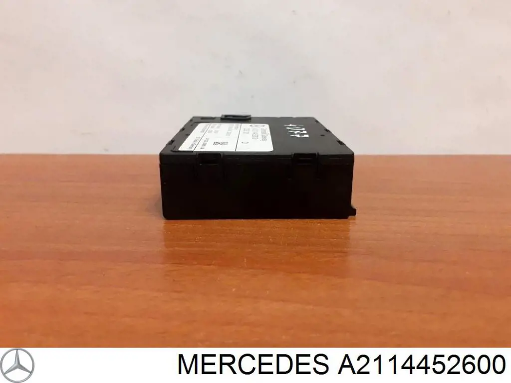 Купити A2114452600 Mercedes Блок керування центральним замком
