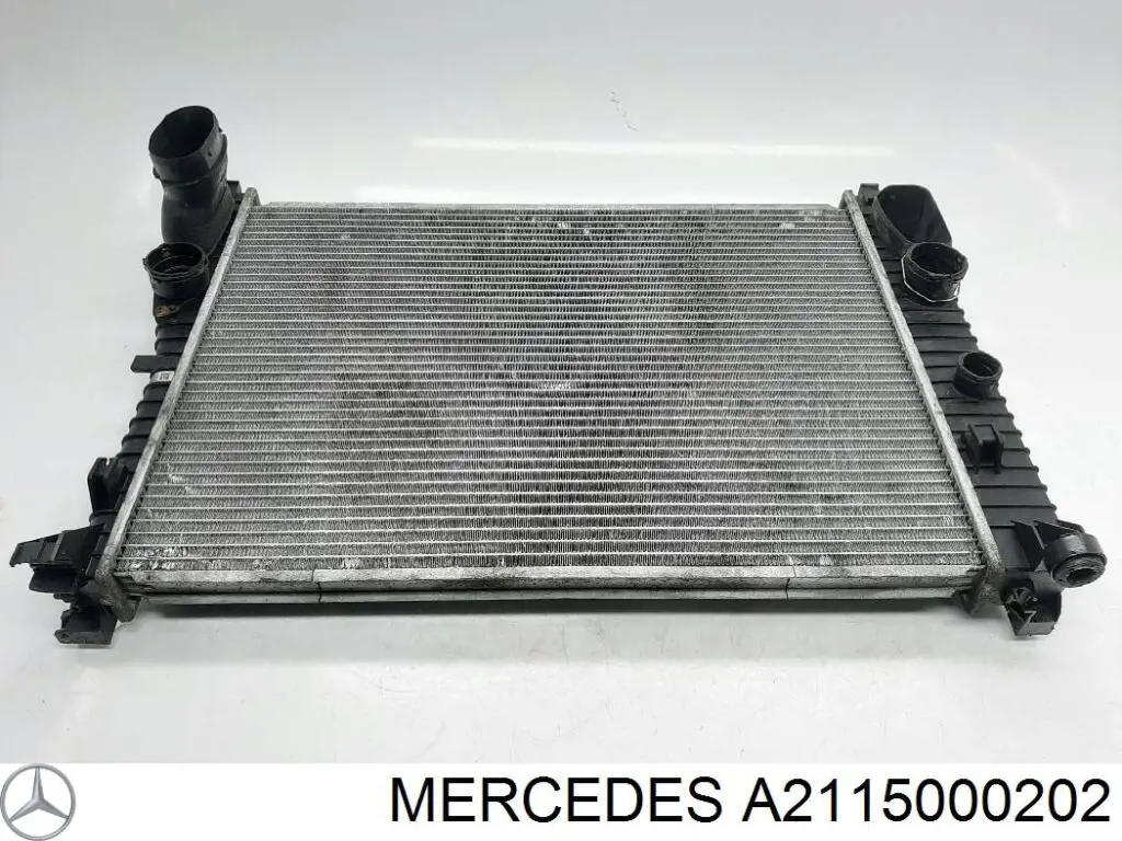 A2115000202 Mercedes радіатор охолодження двигуна