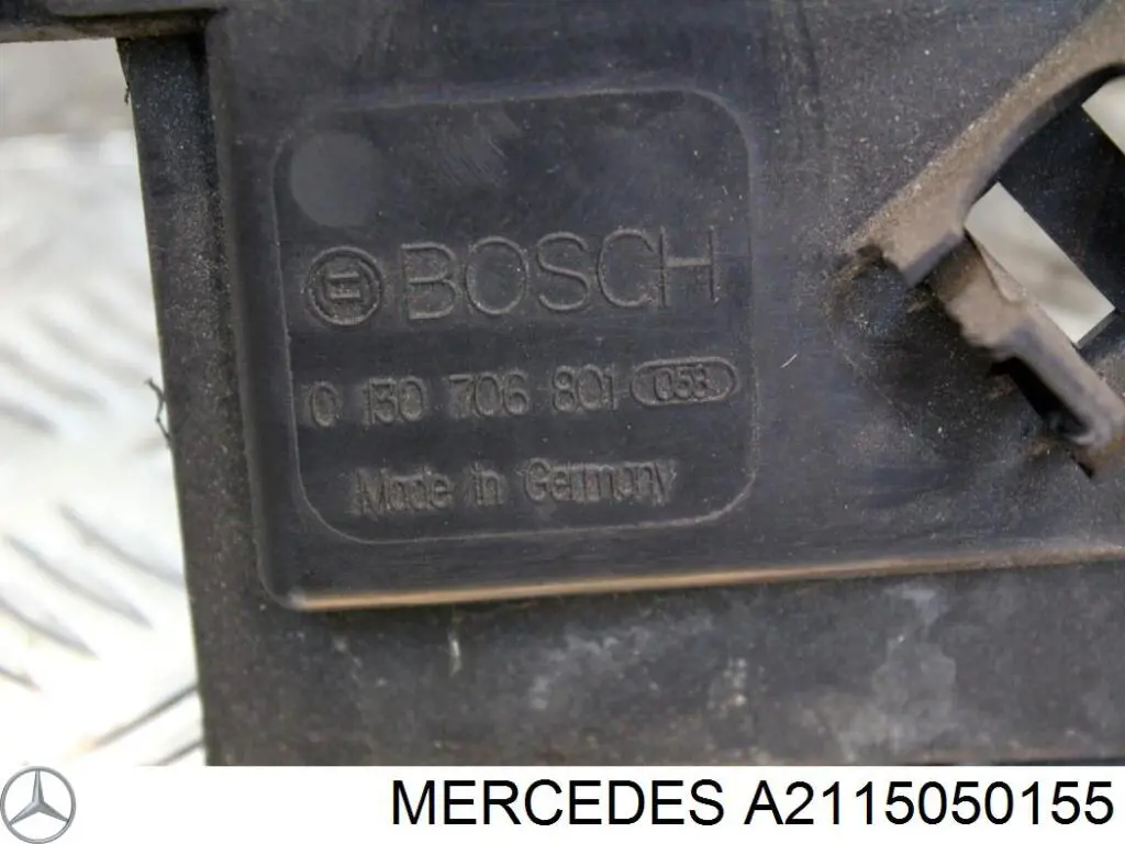 Дифузор (кожух) радіатора охолодження Mercedes A2115050155 ціна, від 58.68 USD