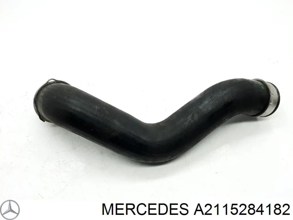 Шланг/патрубок интеркуллера Autotechteile 1005226 ціна, від 41.79 USD