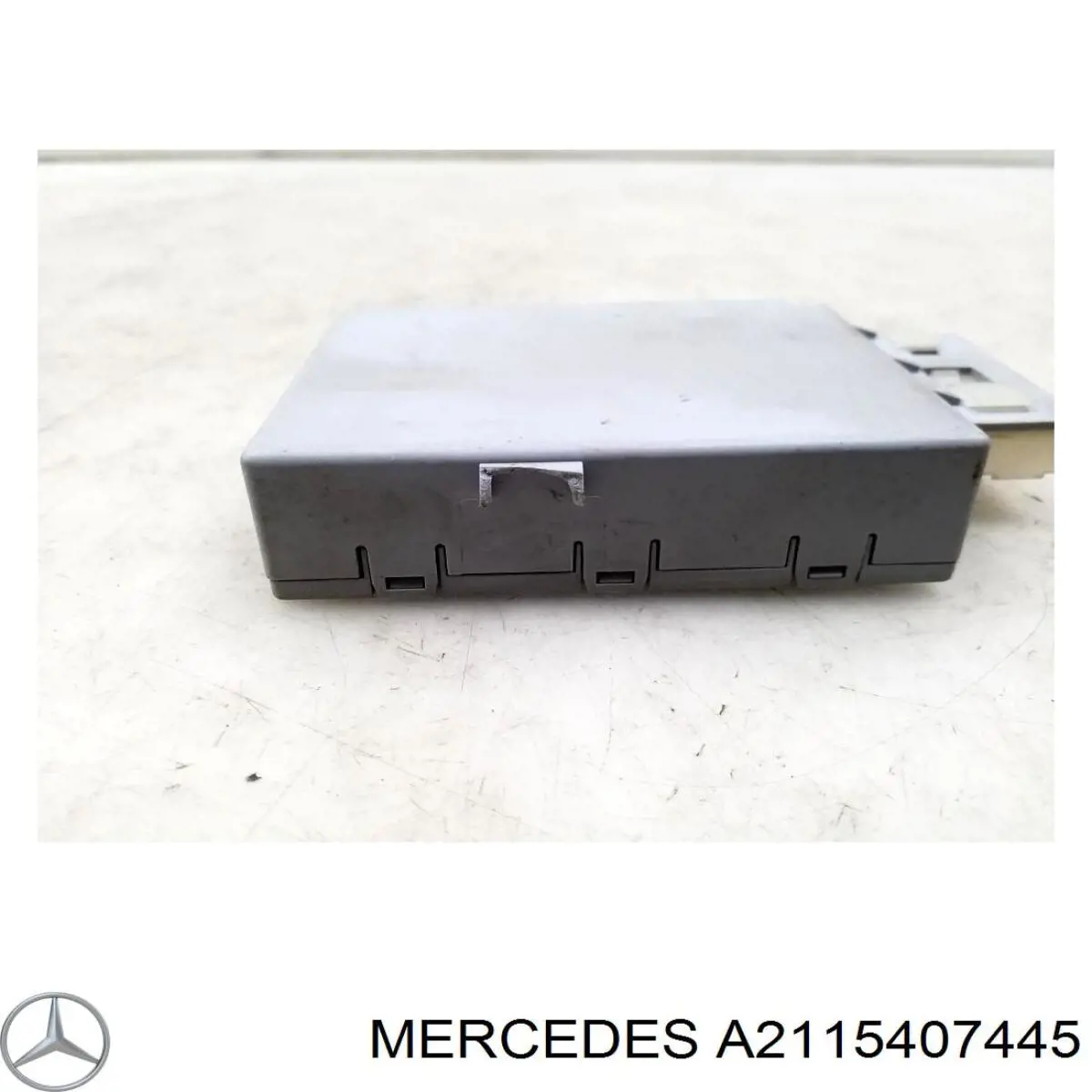  Mercedes A2115407445 ціна, від 21.54 USD