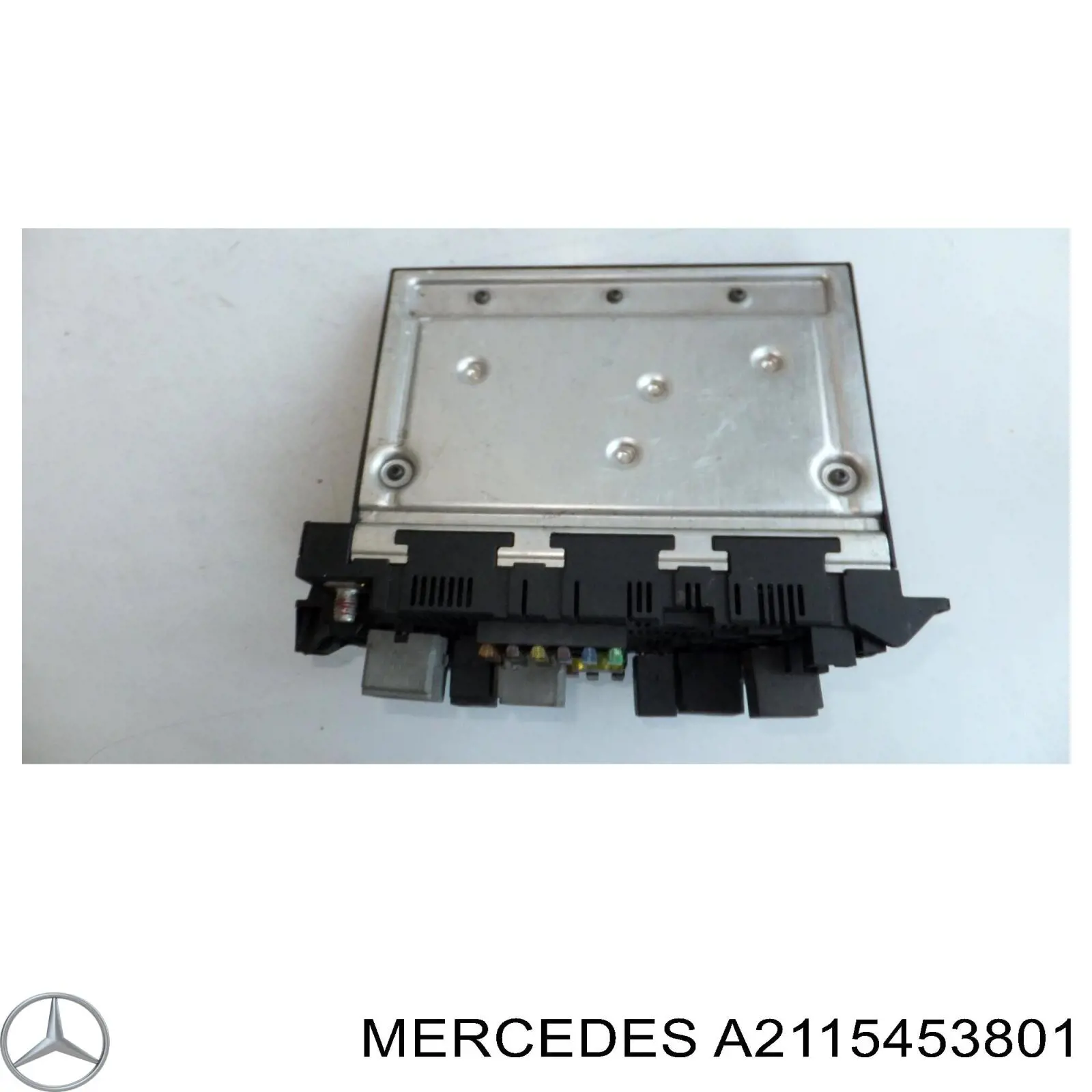 Блок запобіжників A2115453801 Mercedes