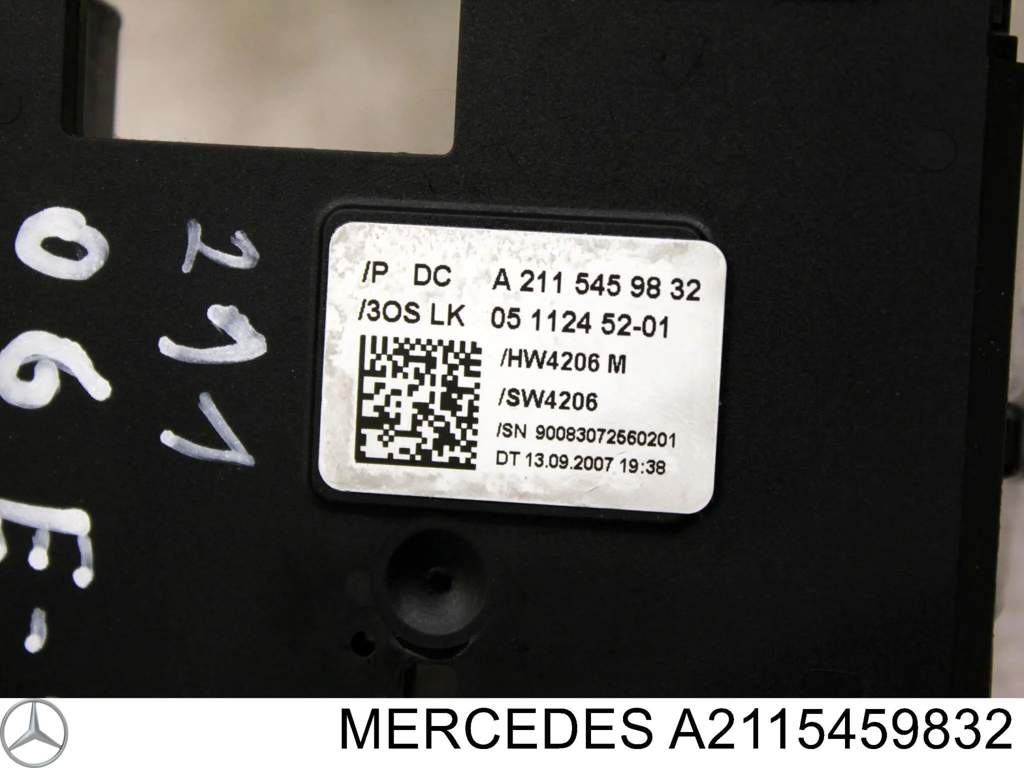 Датчик повороту керма Mercedes A2115459832 ціна, від 86.79 USD