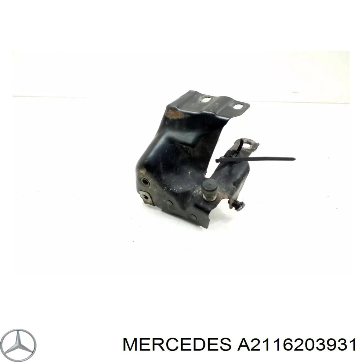 A2116203931 Mercedes Лівий кронштейн переднього бампера