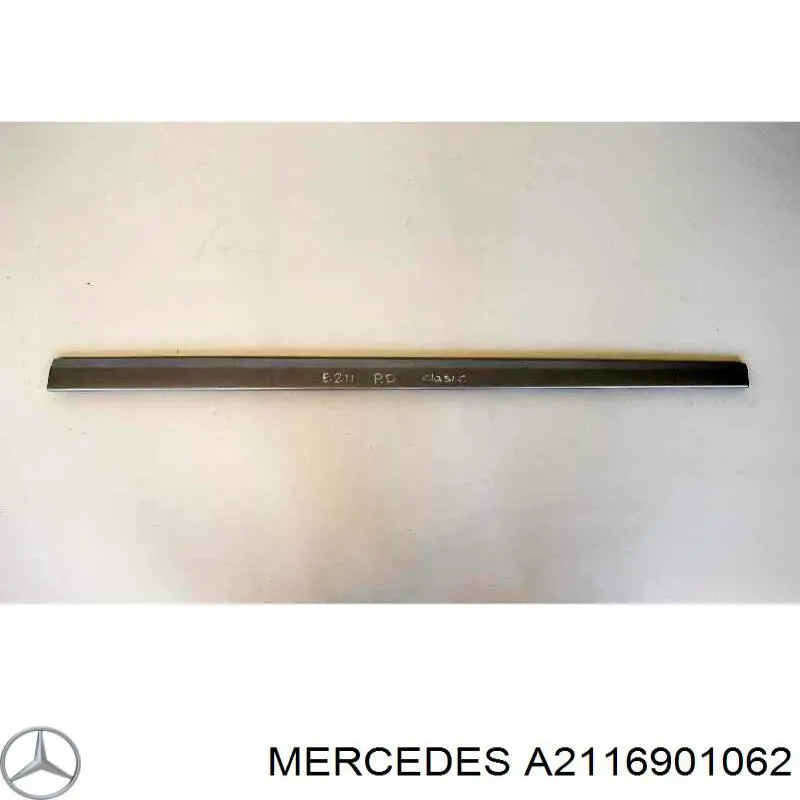 Купити A2116901062 Mercedes Молдинг передньої правої двері