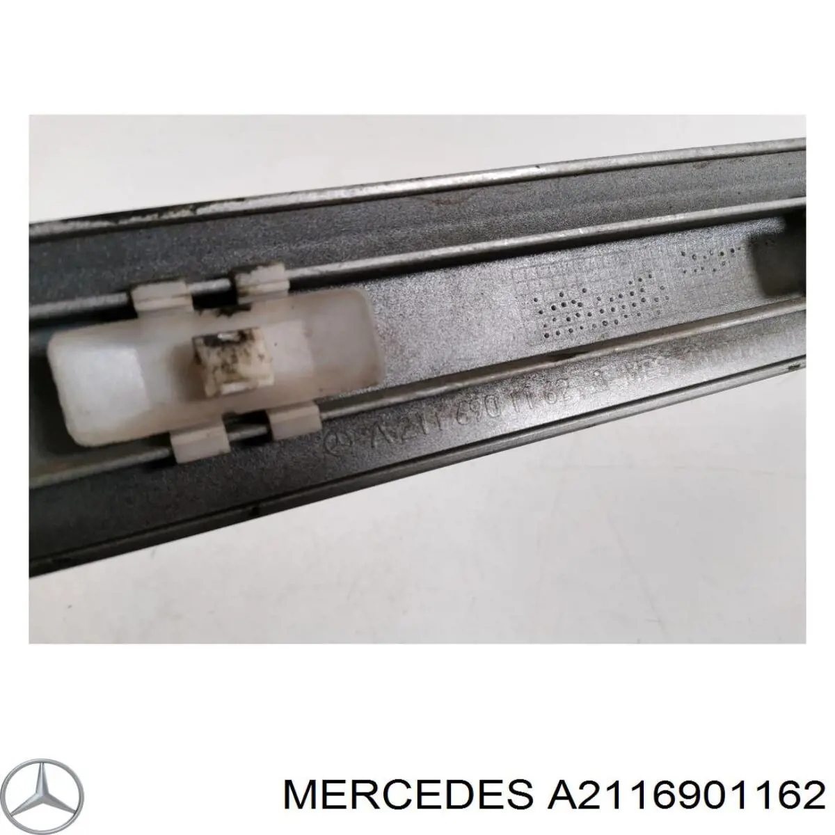 Молдинг задніх лівих дверей A2116901162 Mercedes