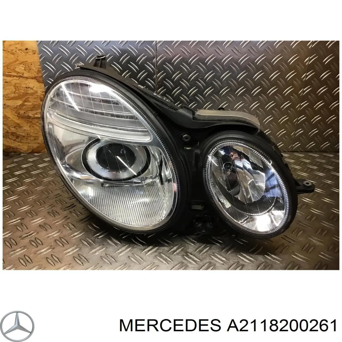 Фара правая Mercedes A2118200261 ціна, від 126.69 USD