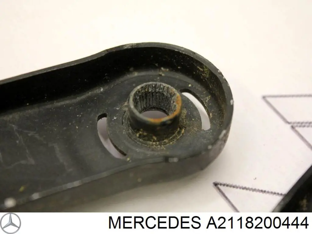 A2118200444 Mercedes Ричаг двірника