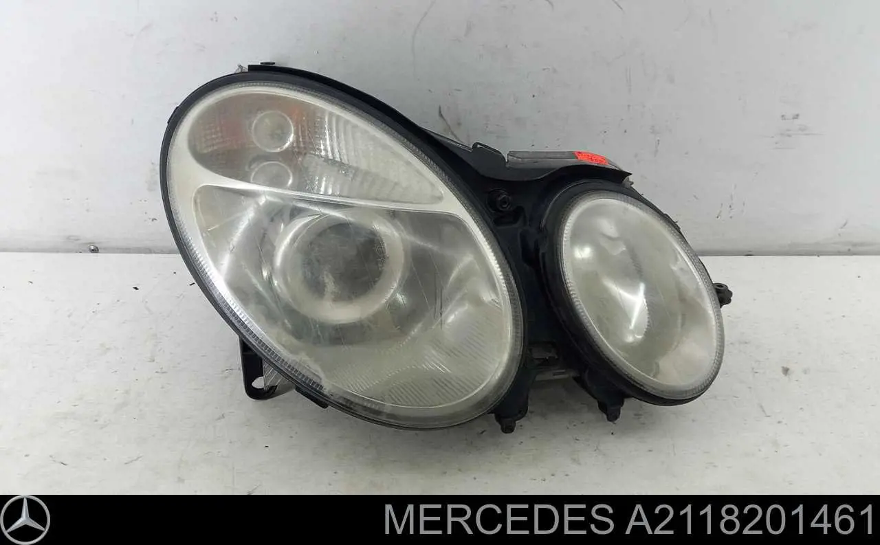 Фара правая Mercedes A2118201461 ціна, від 246.85 USD