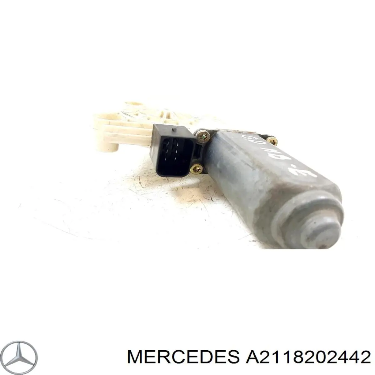 Двигун стеклопод'емника двері задньої, правої A2118202442 Mercedes