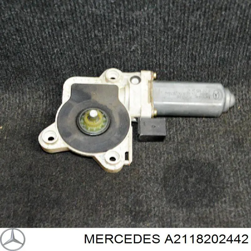 Двигун стеклопод'емника двері задньої, правої A2118202442 Mercedes