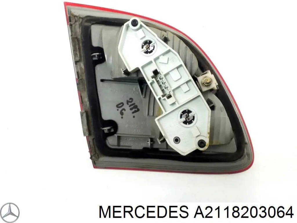 Стоп задній Mercedes A2118203064 ціна, від 29.14 USD