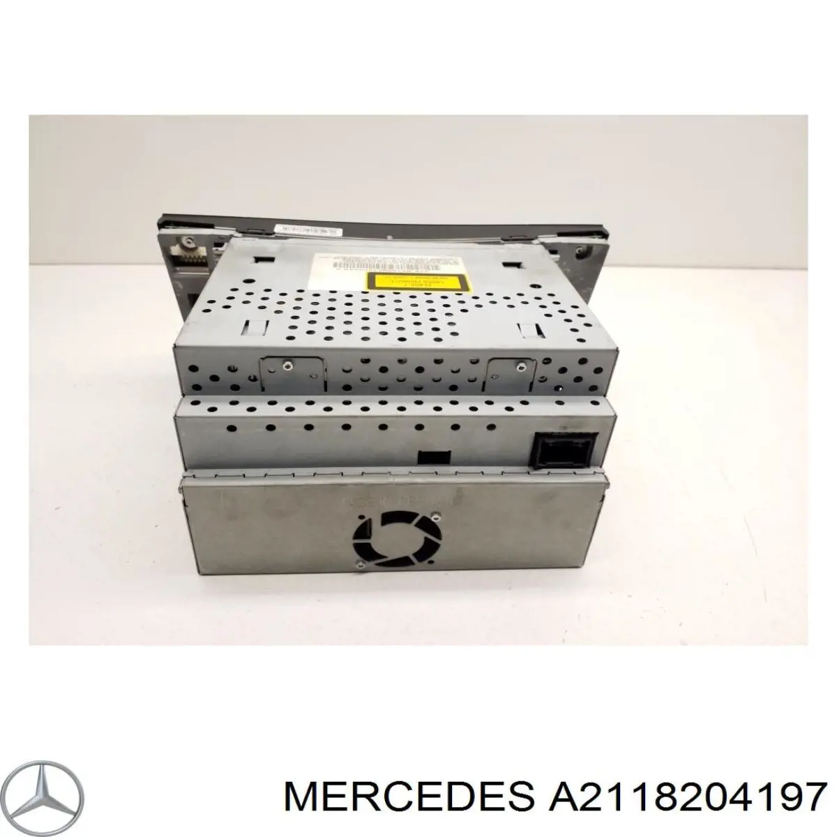 A2118704789 Mercedes Магнітола (радіо AM/FM)
