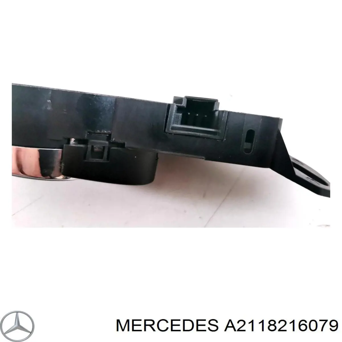 A2118216079 Mercedes 
