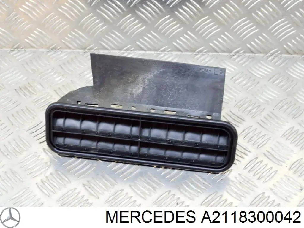 A2118300042 Mercedes Дверцята бензобака