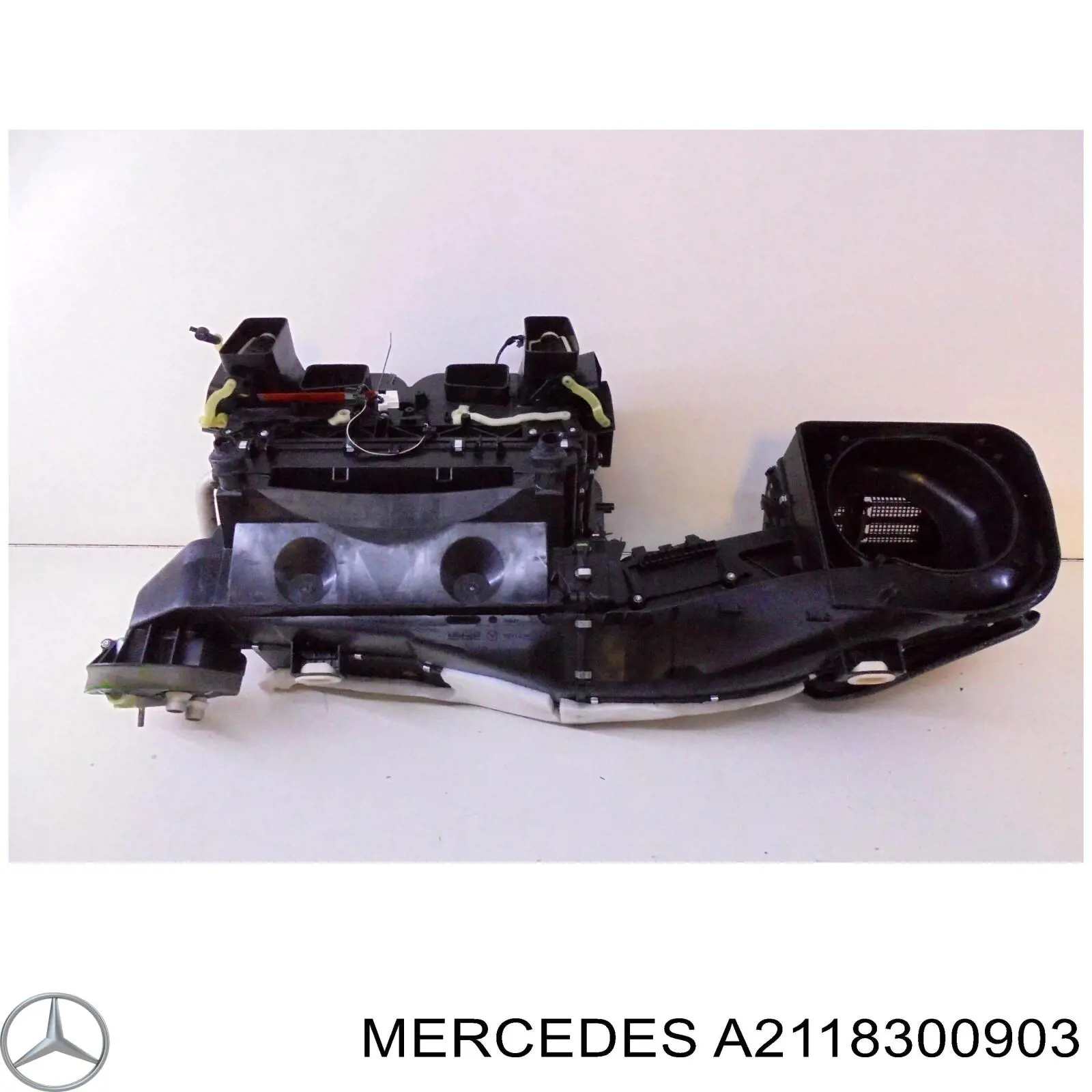 A2118300903 Mercedes 