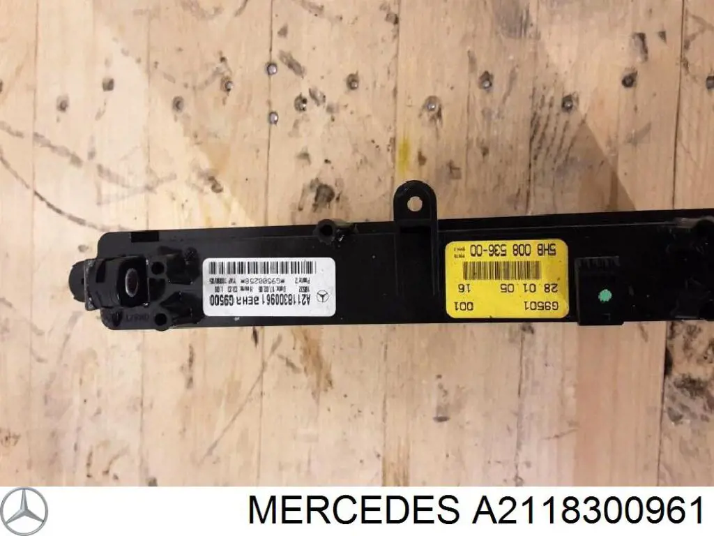 Електропідігрівач повітря системи опалення салону Mercedes A2118300961
