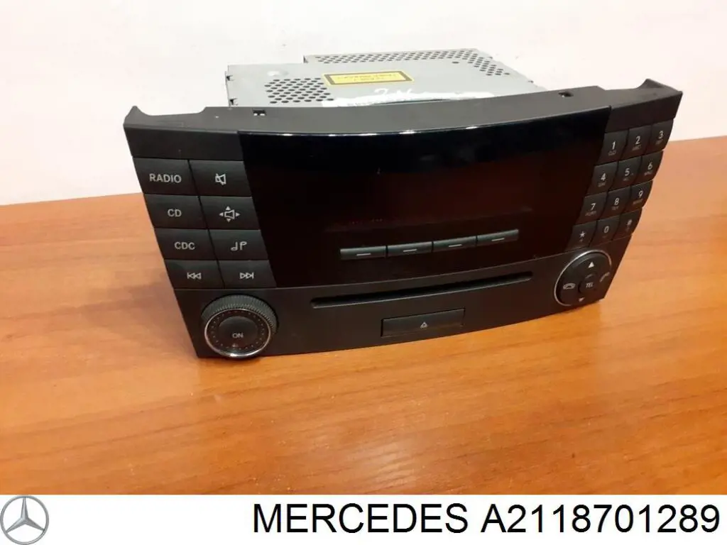 A2118701289 Mercedes Магнітола (радіо AM/FM)