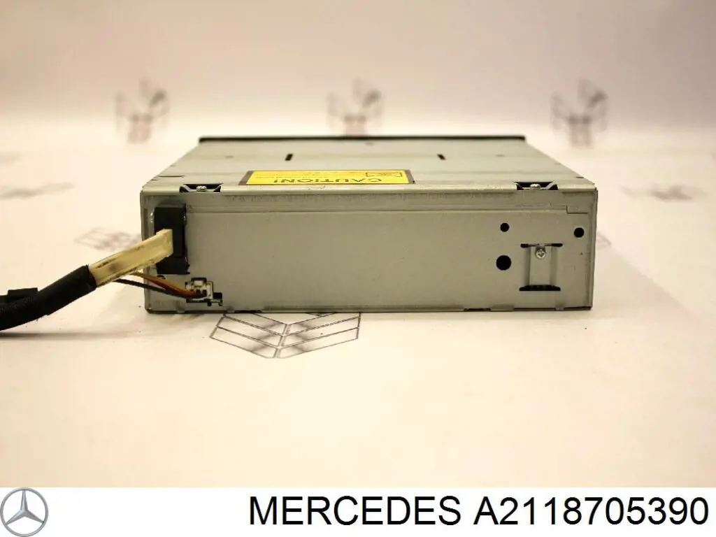 A2118705390 Mercedes Магнітола (радіо AM/FM)