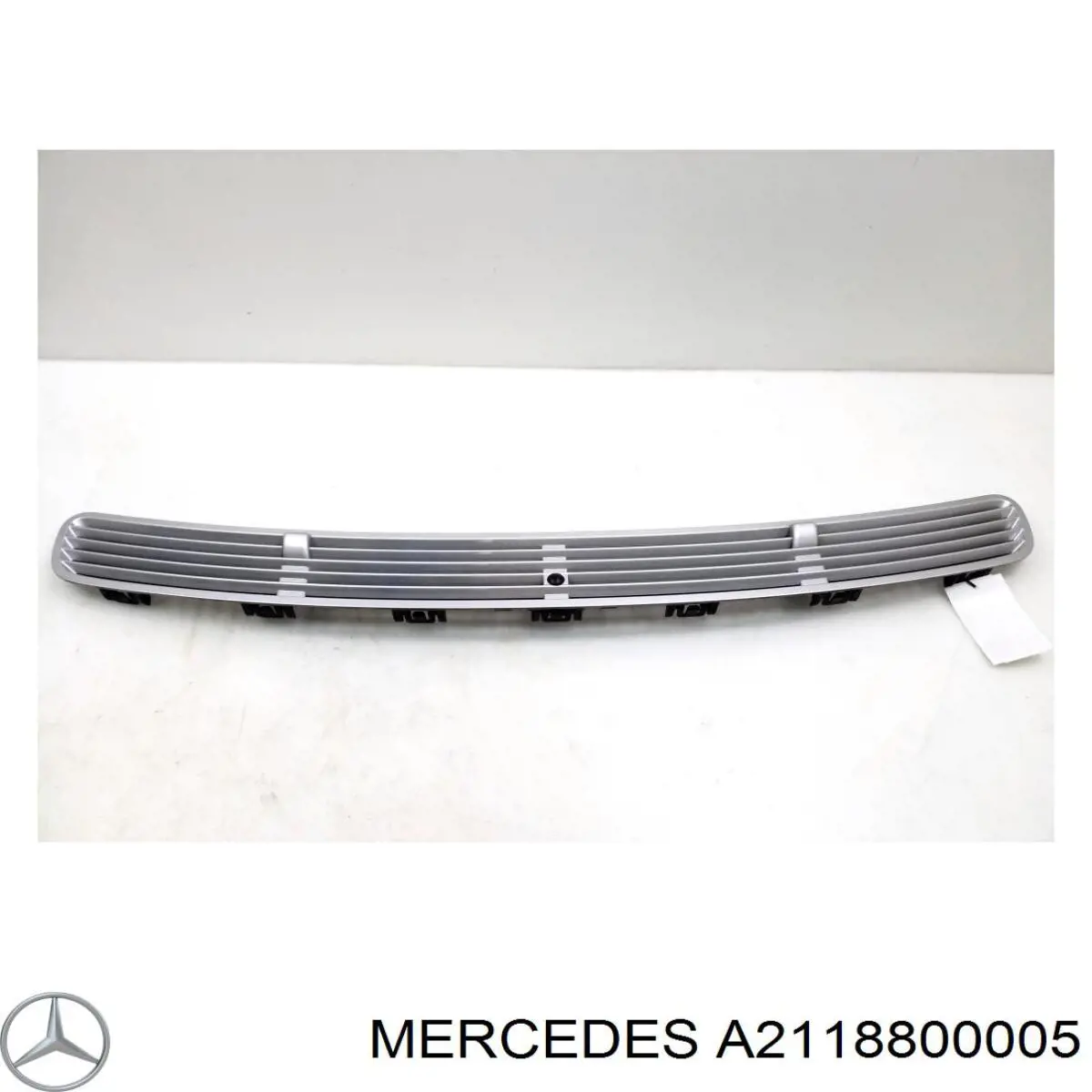 A2118800005 Mercedes решітка капота
