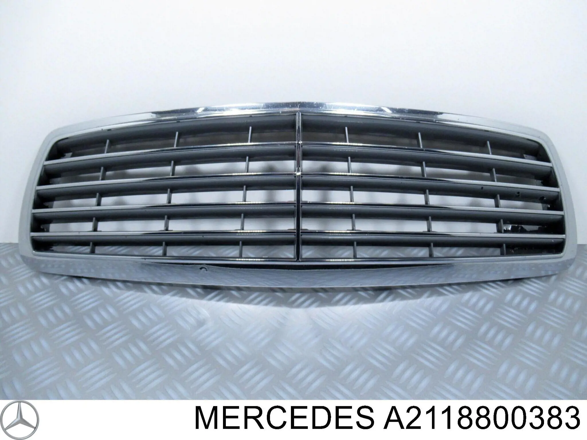 A2118800383 Mercedes решітка радіатора