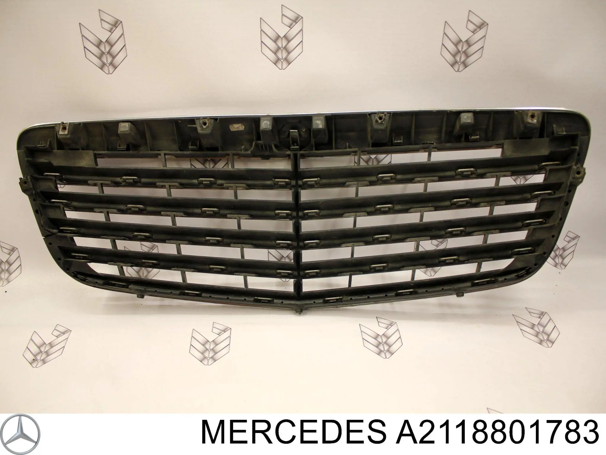Облицювання радіатора Mercedes A2118801783 ціна, від 89.89 USD
