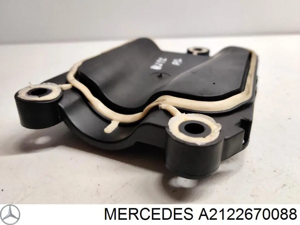  2122670088 Mercedes