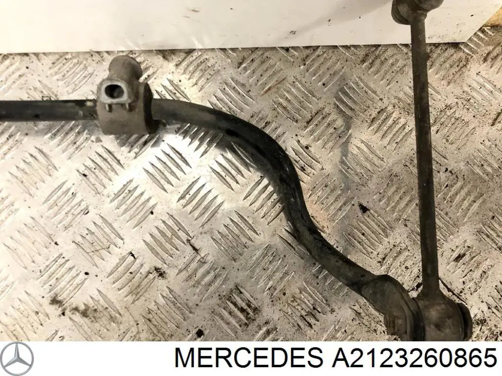 Стабілізатор задній A2123260865 Mercedes