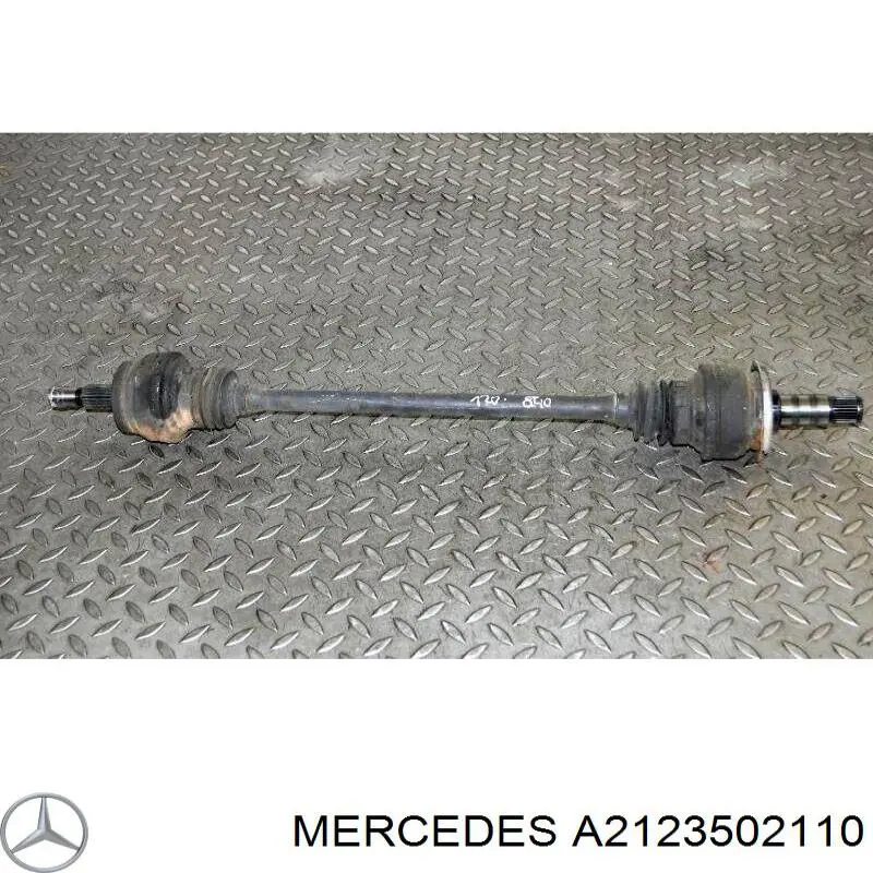 Піввісь задня A2123502110 Mercedes