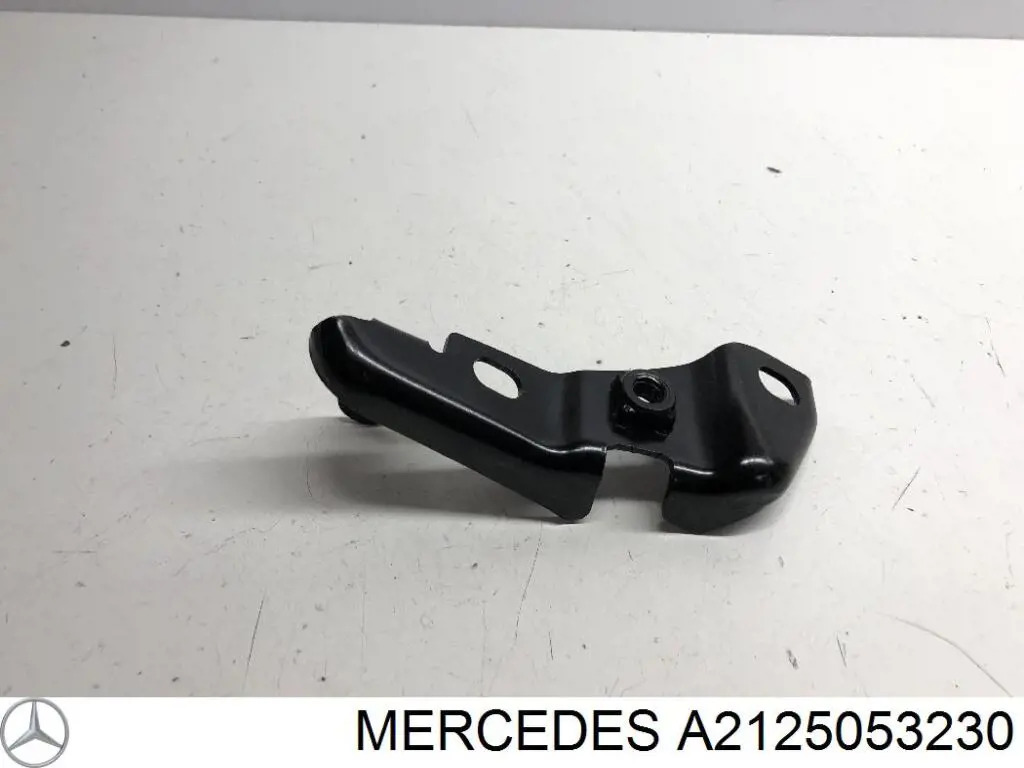Повітропровід (дефлектор) радіатора, нижній Mercedes A2125053230 ціна, від 79.01 USD