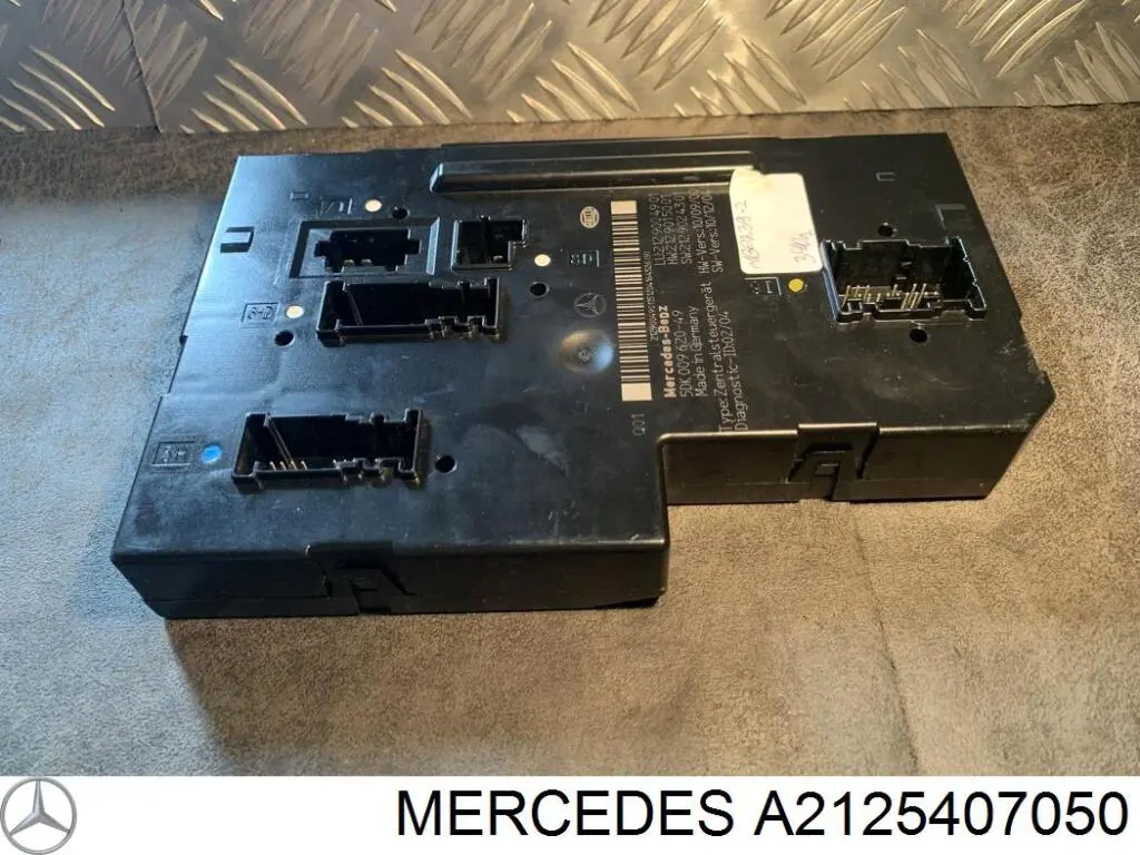 Коробка запобіжників Mercedes A2125407050 ціна, від 34.41 USD