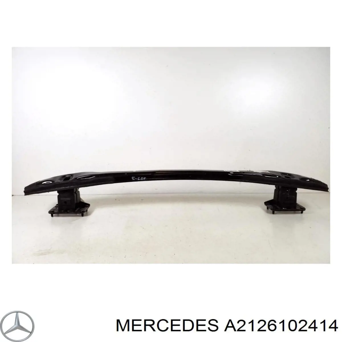 A2126102414 Mercedes Шина бампера заднього