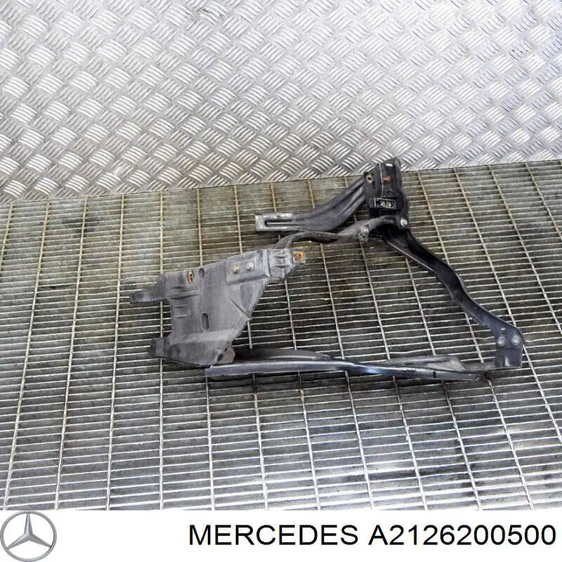 Рамка радіатора ліва Mercedes A2126200500 ціна, від 38.14 USD