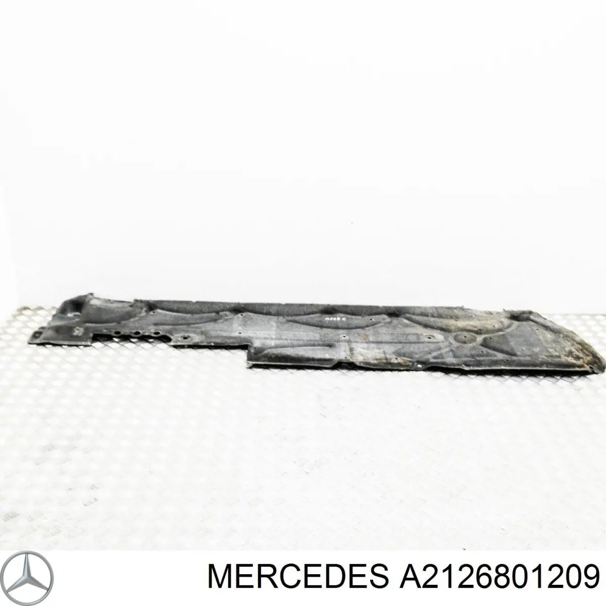 Захист днища, лівий Mercedes A2126801209 ціна, від 44.28 USD
