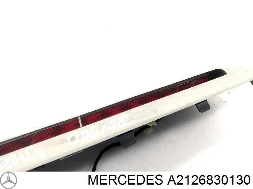 A2126830130 Mercedes Стоп-сигнал заднього скла