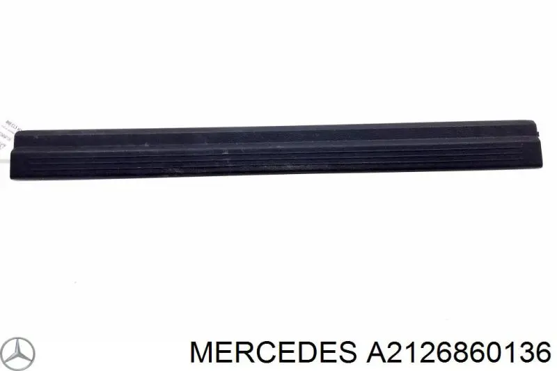 Купити A2126860136 Mercedes 