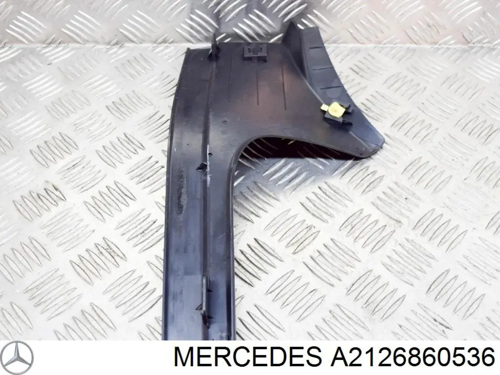 Накладка дверного порога внутрішня, задня ліва Mercedes A2126860536 ціна, від 7.32 USD