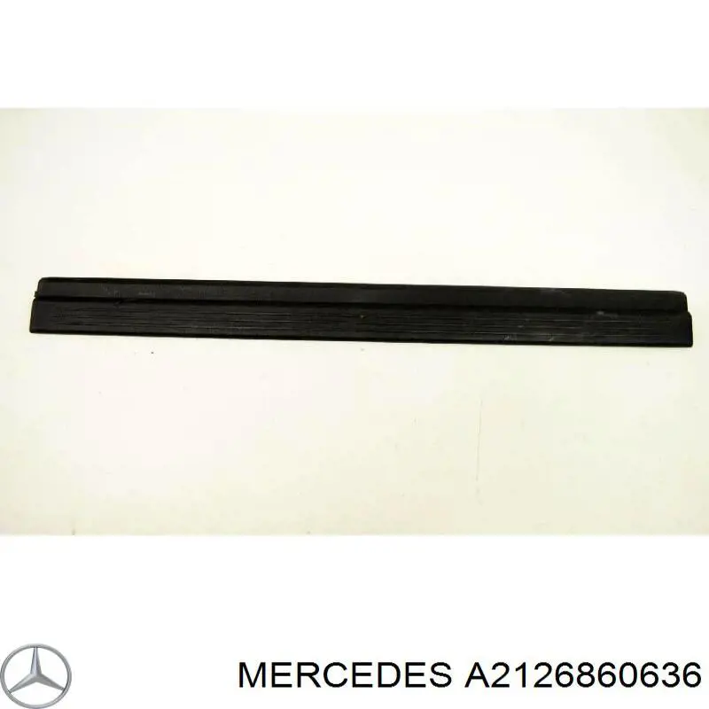 Облицювання порогу внутрішнє, заднє праве Mercedes A2126860636 ціна, від 7.33 USD