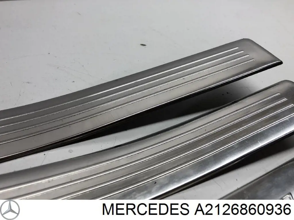 Купити A2126860936 Mercedes 