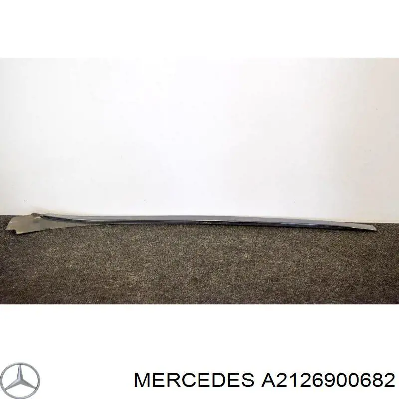 Молдинг даху, правий A2126900682 Mercedes
