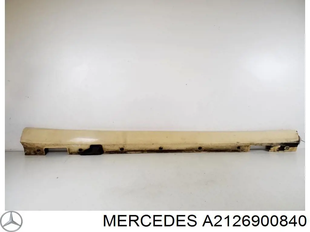Купити A2126900840 Mercedes 