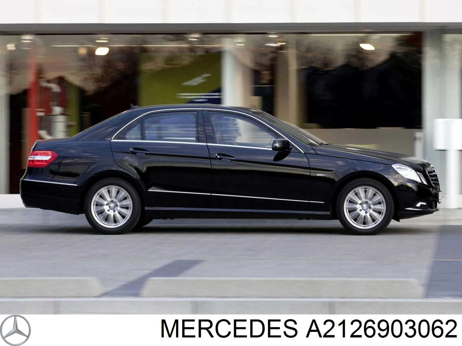 Молдинг задніх правих дверей A2126903062 Mercedes