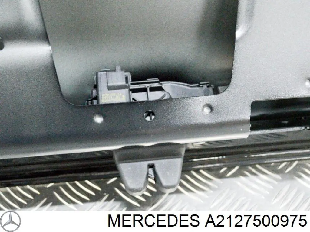 Купити A2127500975 Mercedes Кришка багажника