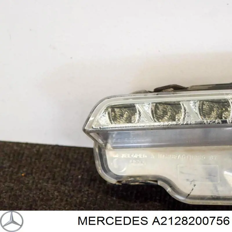 Габарит передній лівий Mercedes A2128200756 ціна, від 55.87 USD