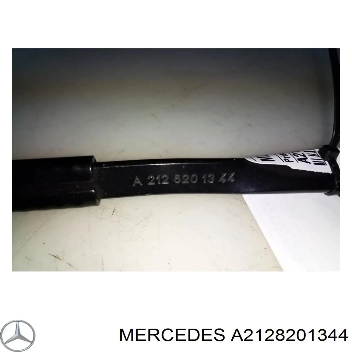  Mercedes A2128201344